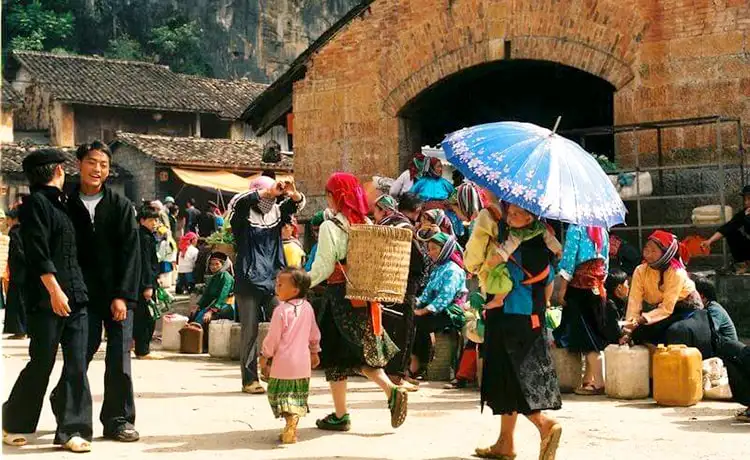 Chợ Đồng Văn - Điểm đến Hà Giang